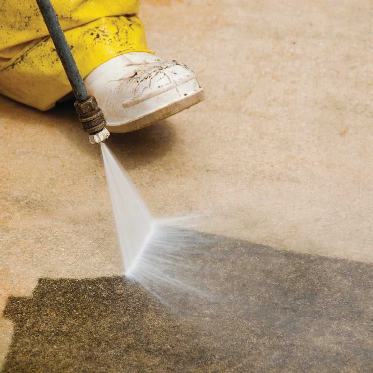 How to Clean Concrete with a Pressure Washer
